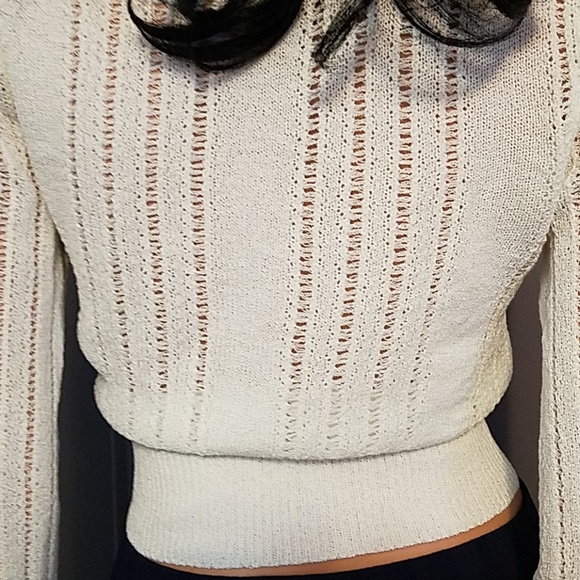 Cute & sexy key hole knitted  AUTUMN top - Picture 8 of 8